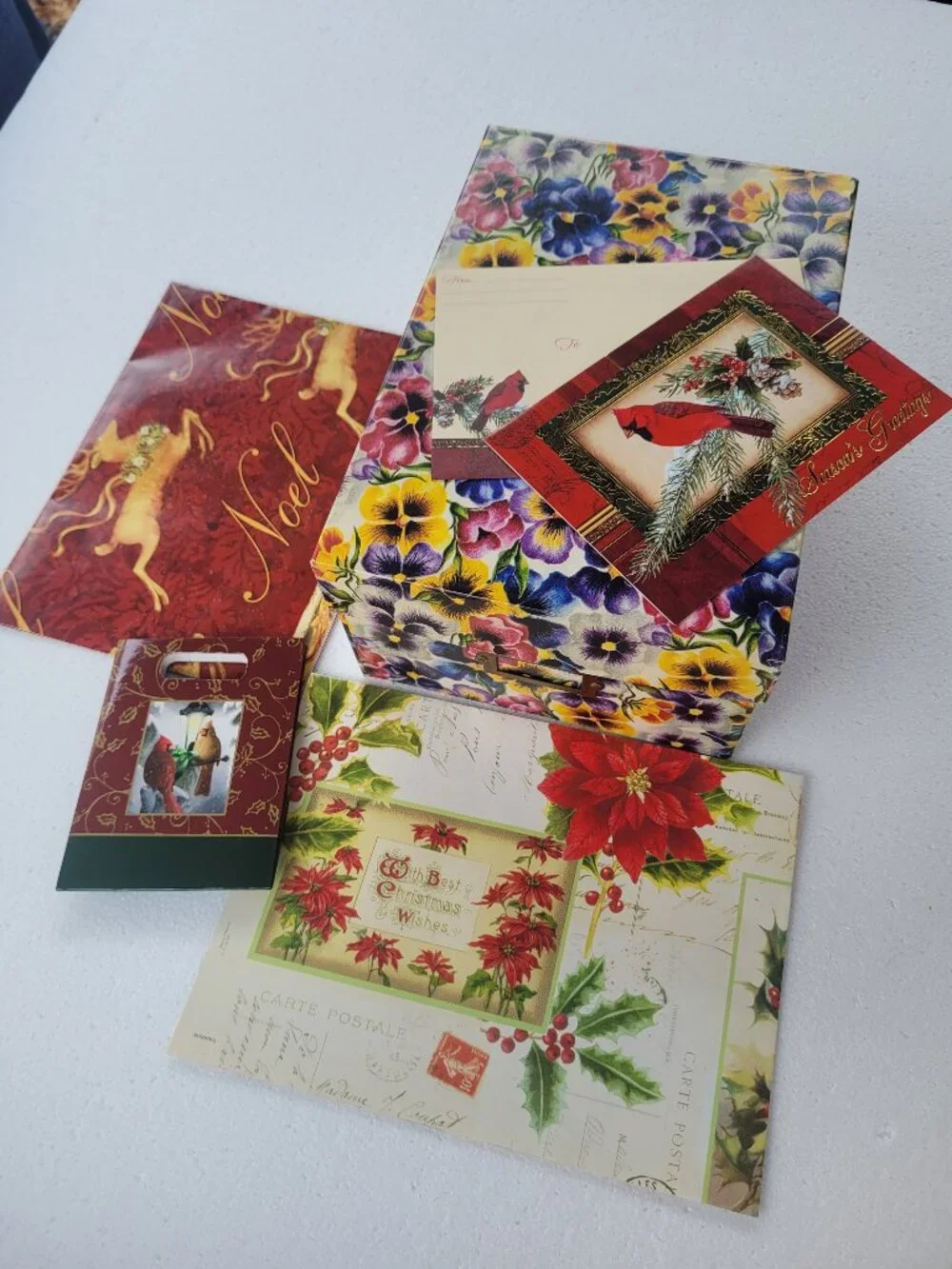 Deluxe Stationery Gift Box Set w/Dividers 47 Greeting Cards Wrapping Paper 1 Bag